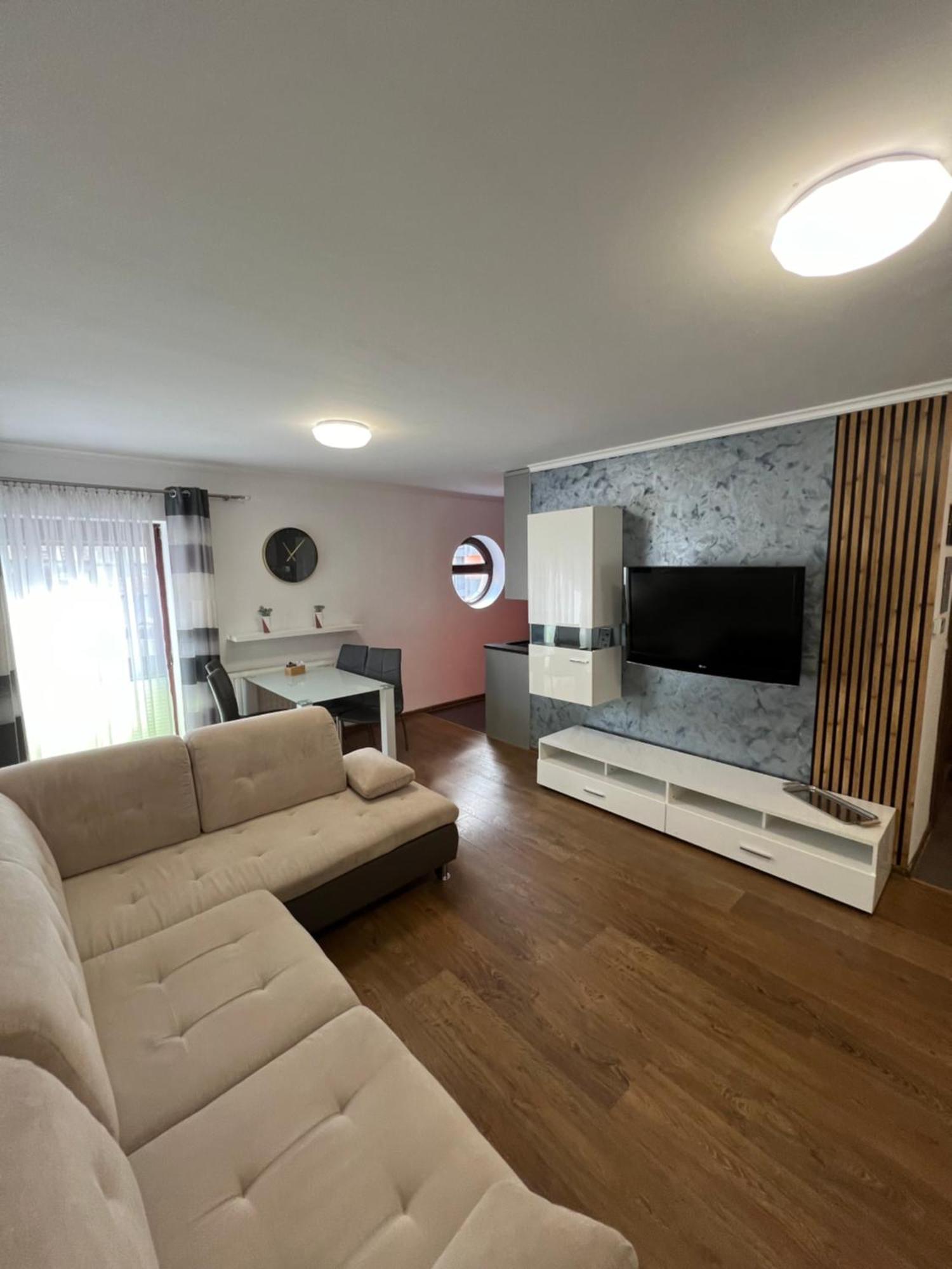 Holiday Apartments Криниця-Здруй Екстер'єр фото